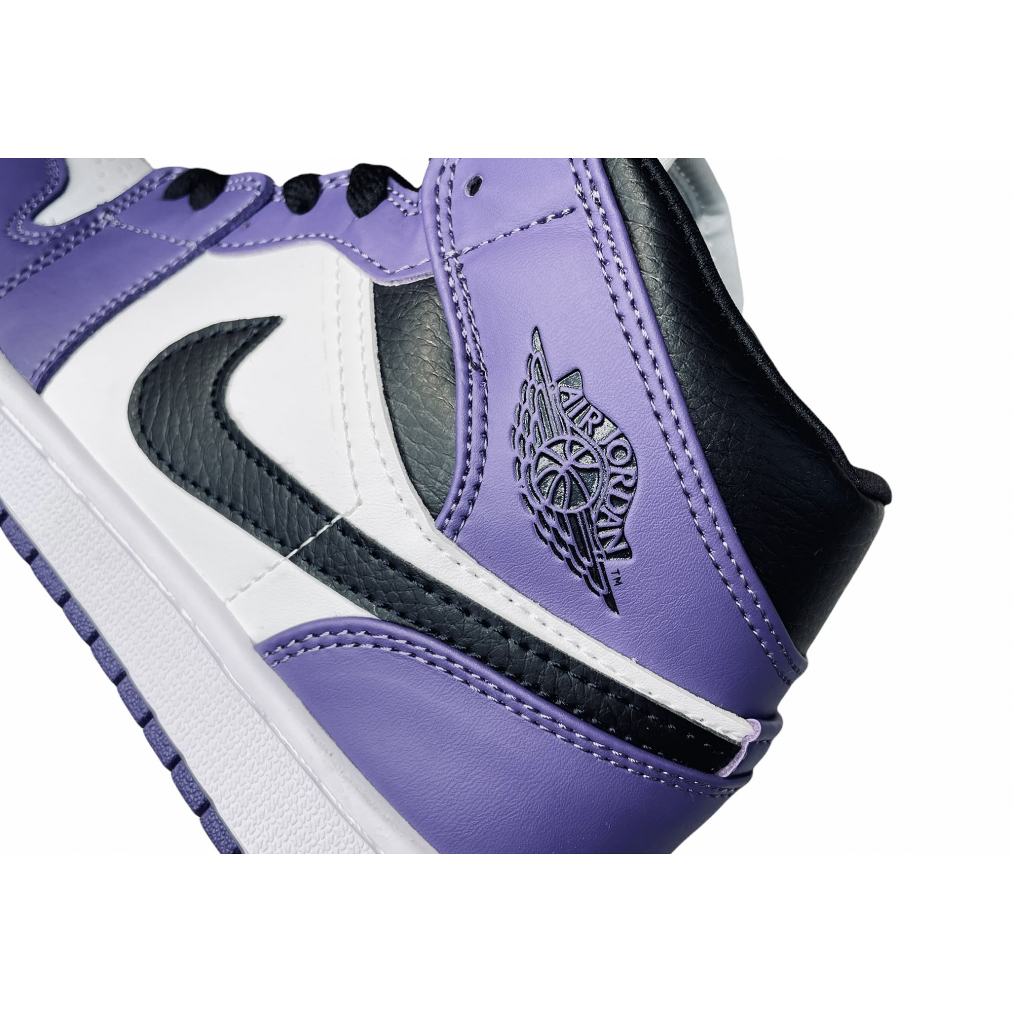 court purple jordan 1 size 7